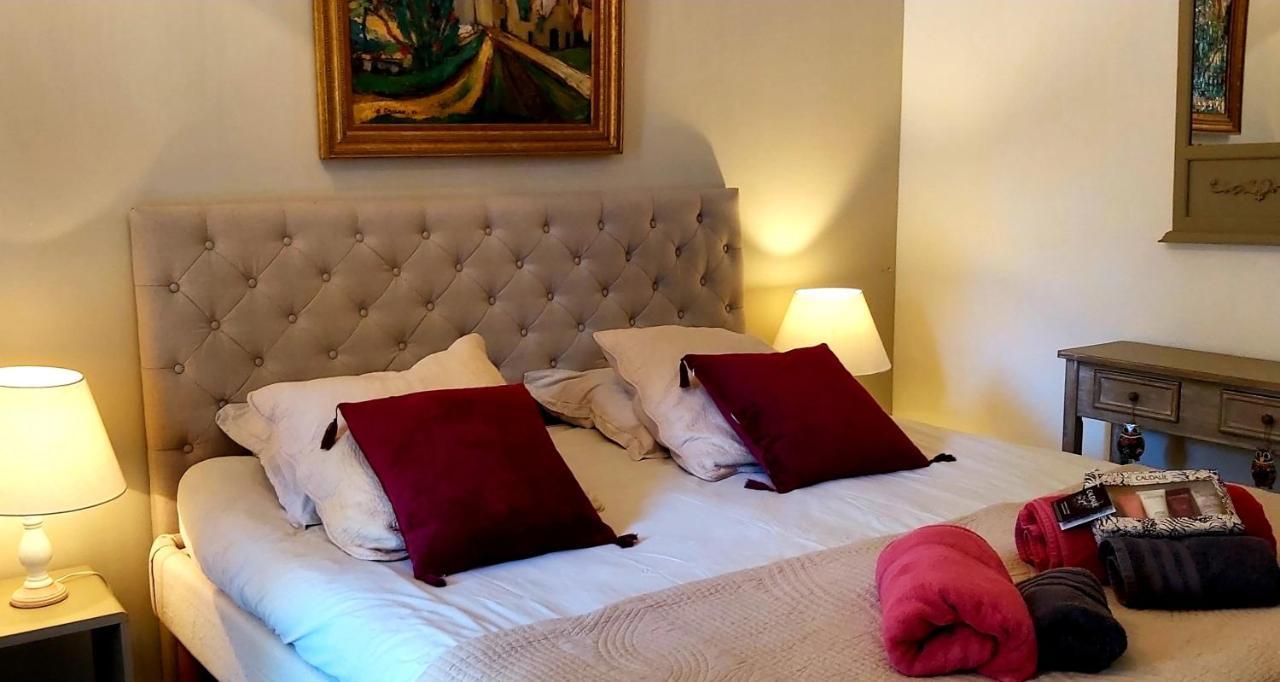 Les Jardins D'Eleusis Bed & Breakfast Murs  Eksteriør bilde