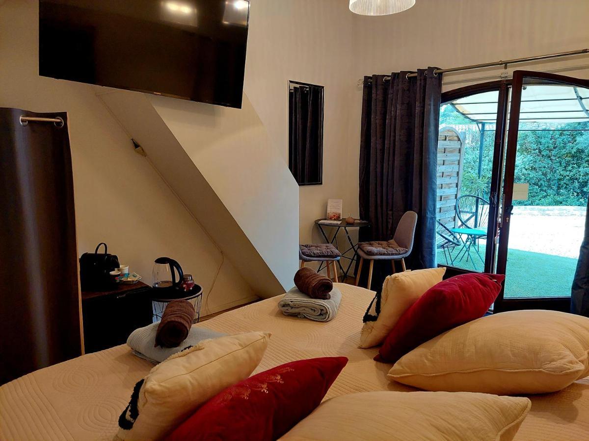 Les Jardins D'Eleusis Bed & Breakfast Murs  Eksteriør bilde