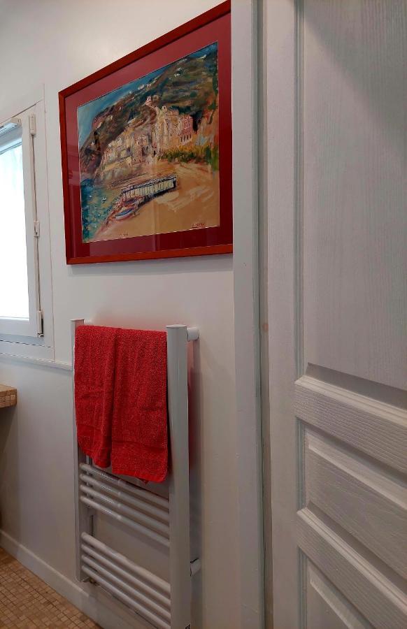 Les Jardins D'Eleusis Bed & Breakfast Murs  Eksteriør bilde