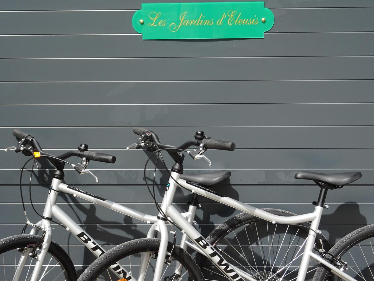 Les Jardins D'Eleusis Bed & Breakfast Murs  Eksteriør bilde